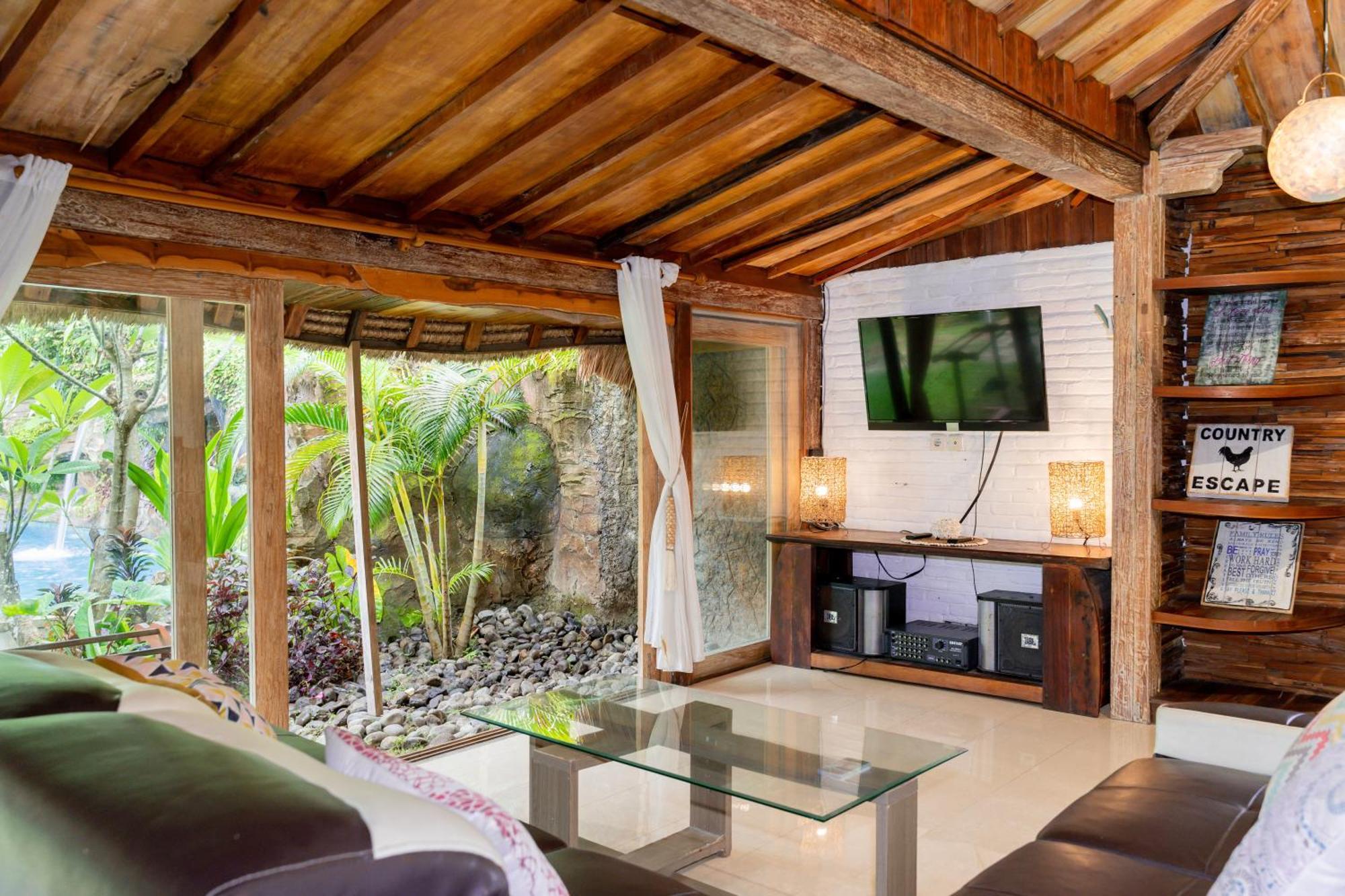 Puri Samaira Villa Tanjung  Luaran gambar