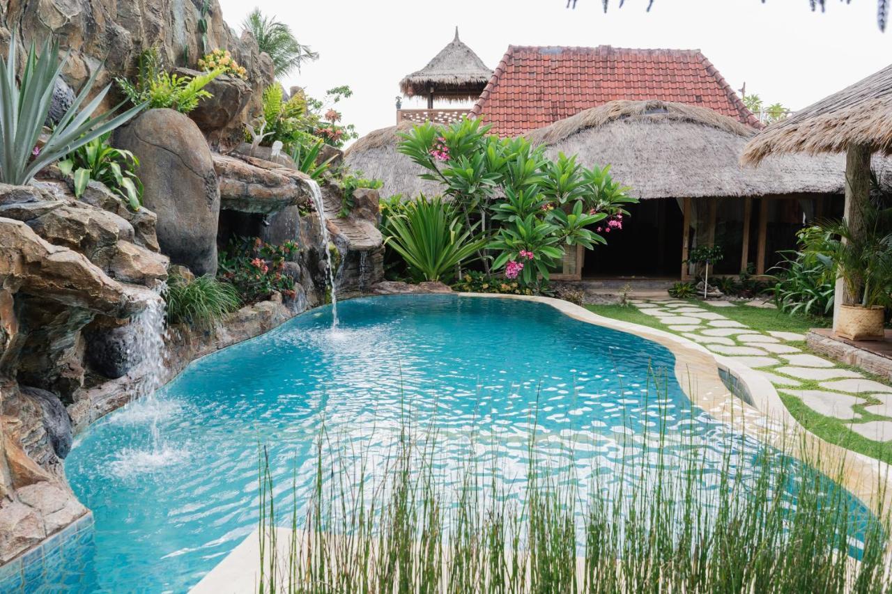 Puri Samaira Villa Tanjung  Luaran gambar